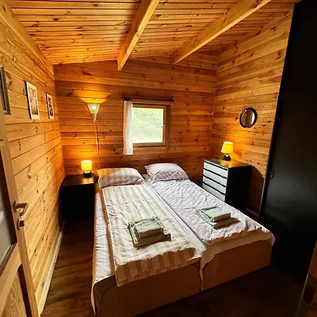 Letniskowy Nad Jeziorem Holiday home *