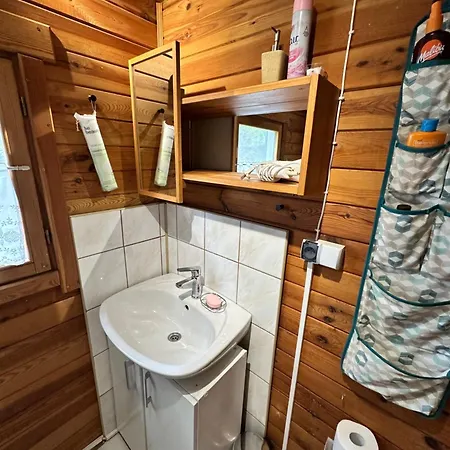 Nyaraló Letniskowy Nad Jeziorem *