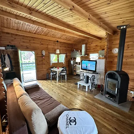 Holiday home Letniskowy Nad Jeziorem Lubotyn