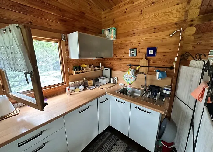 Letniskowy Nad Jeziorem Lubotyn