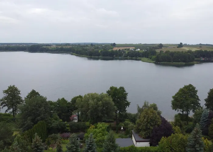 Letniskowy Nad Jeziorem Lubotyn