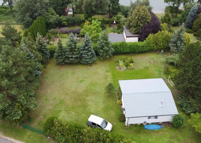 Letniskowy Nad Jeziorem Lubotyn